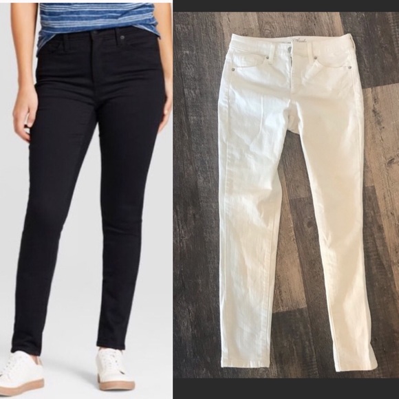 Closet Cleanout Bundle- 11 + Items Make an Offer! - Picture 3 of 8